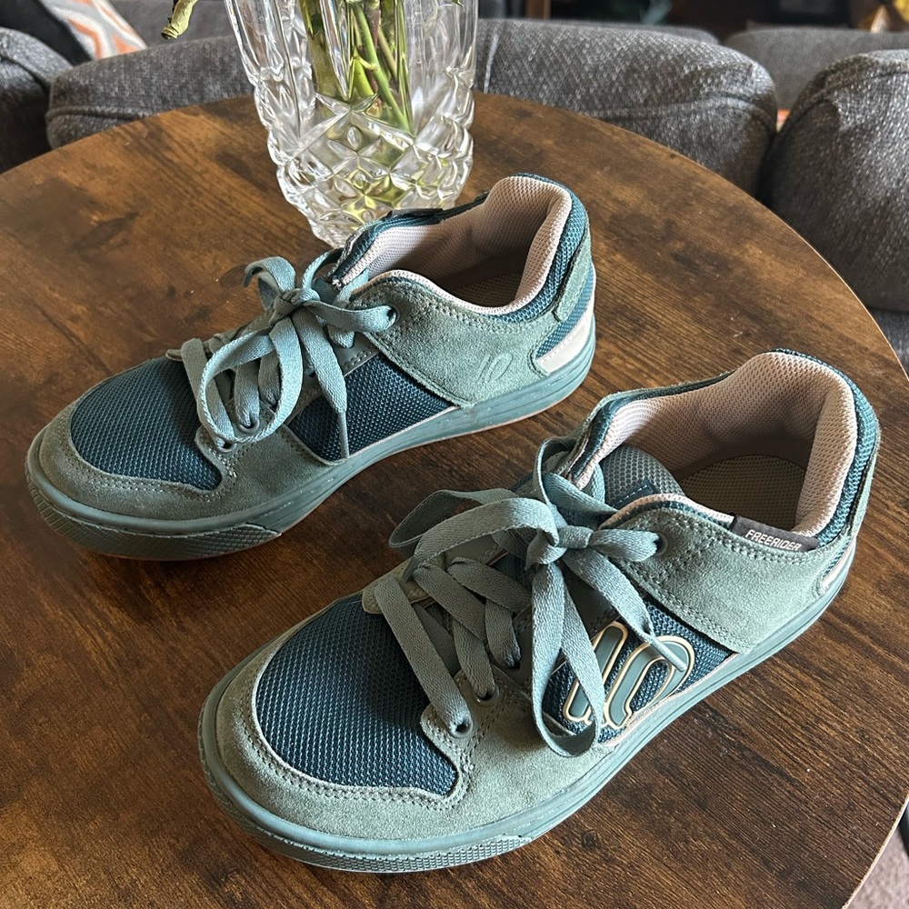 Five Ten Freerider Mountain Bike Shoes - Women’s Size 8